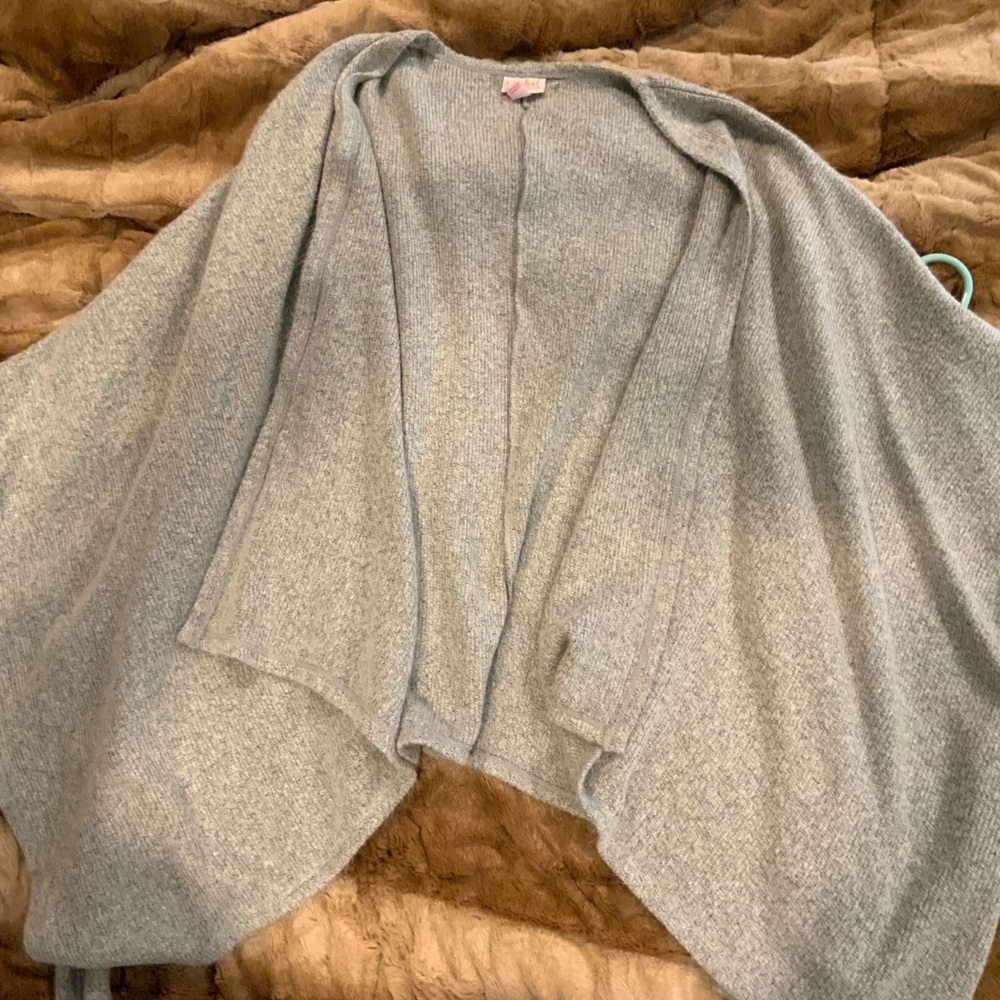 Cozy shawl/poncho/cardigan